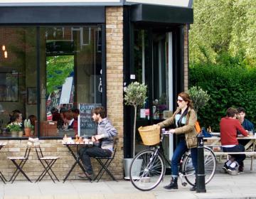 Clapton, London Neighborhood Photo