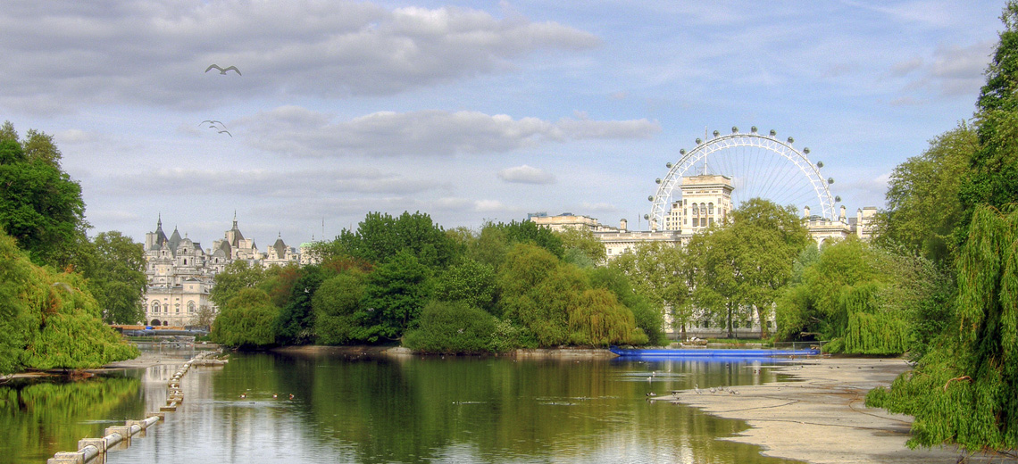 St. James's London Neighborhood Photo