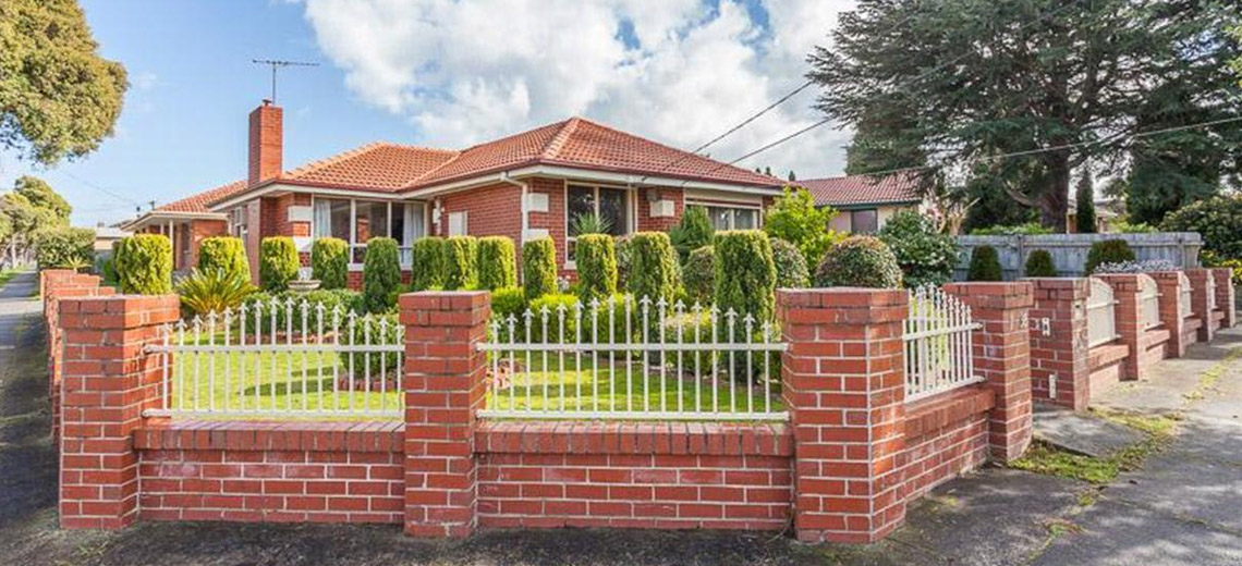 Dandenong North Melbourne Neighborhood Photo